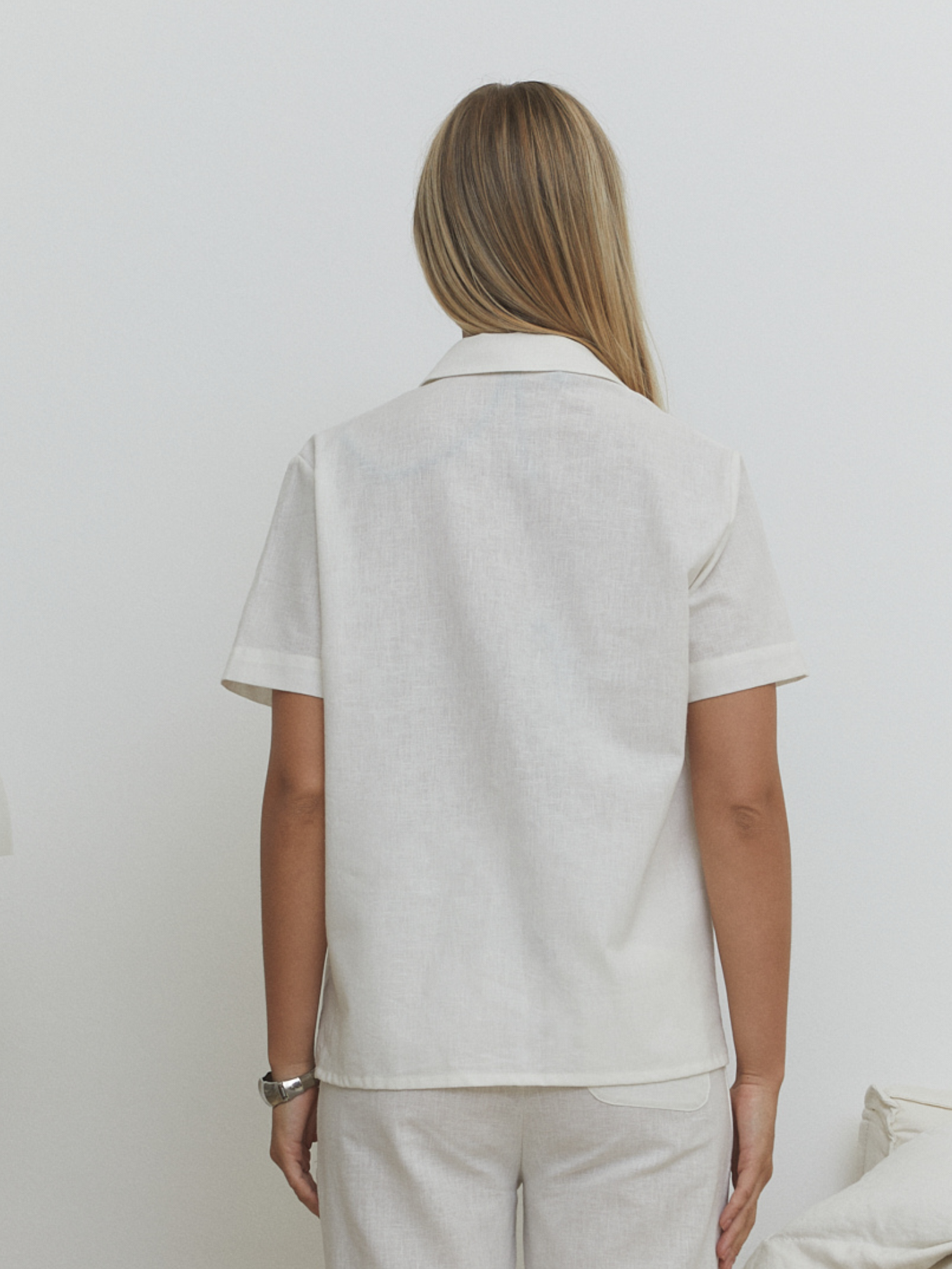 White Short-Sleeve Cotton &amp; Linen Shirt   | By Signe
